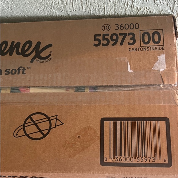 # 0795 ** Kleenex White Ultra Soft W/ Lotion - Picture 9 of 9